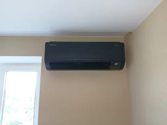 Samsung Black Diamond WindFree WiFi AR24BXFAMWKNUABDK — Photo 8