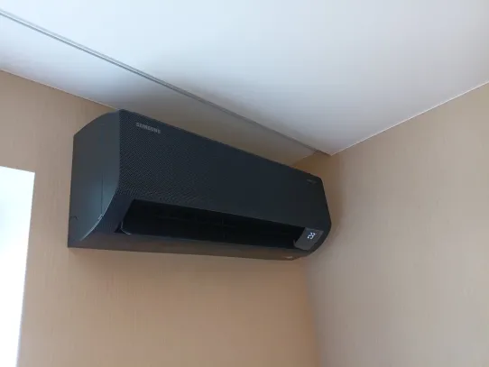 Samsung Black Diamond WindFree WiFi AR24BXFAMWKNUABDK — Photo 10